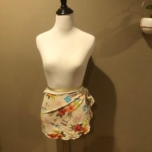 Beach Sarong. Size says large, but fits more like a small/medium